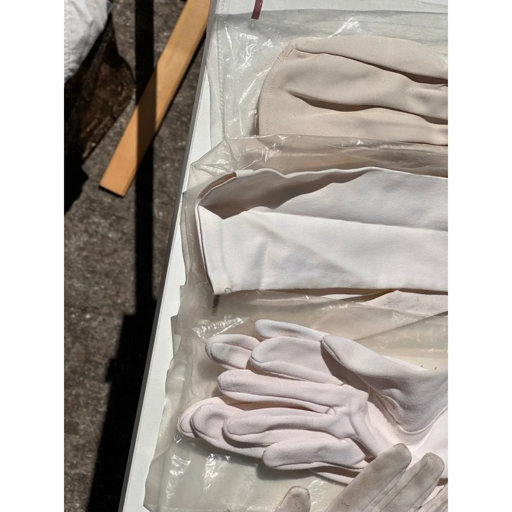 Vintage 50s Dents Nyvelda Formal Gloves Lot 5 Pairs White Ivory Opera Wrist